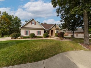 775 Quinlan Ct, Crown Point, IN 46307