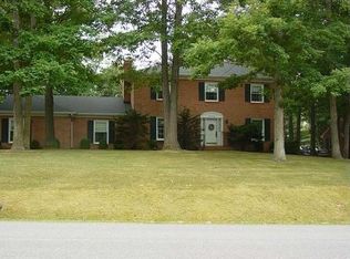 404 Chamonix Dr, Fredericksburg, VA 22405