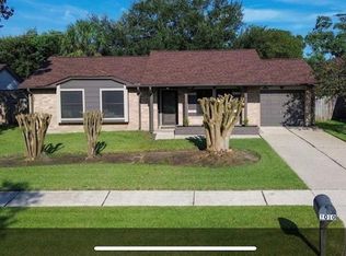 1010 Dixie Dr, League City, TX 77573