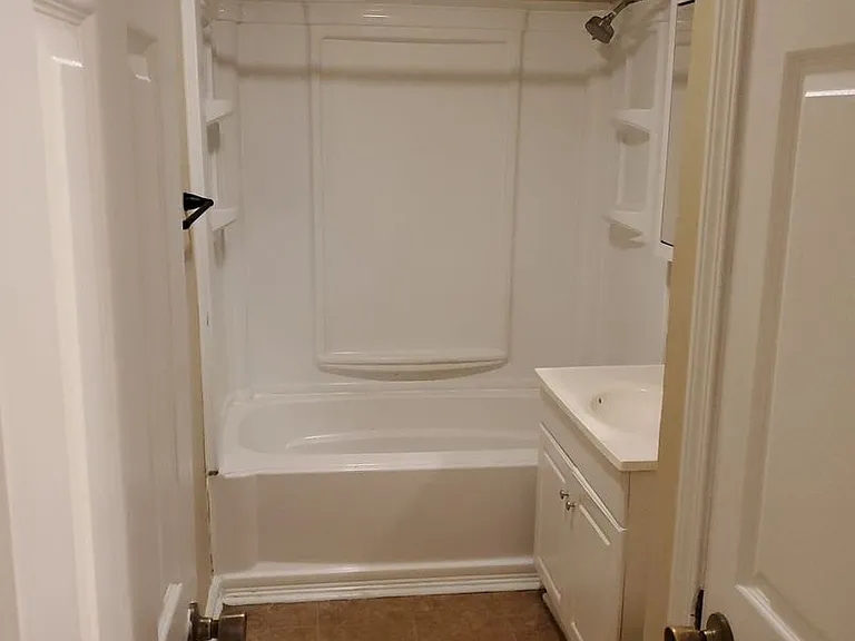 3935 Saylor Ct — Photo 12