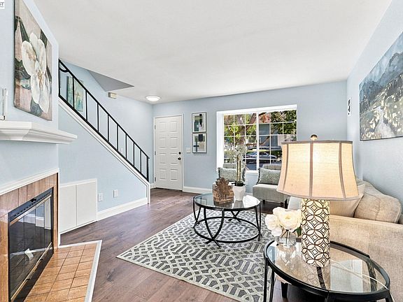 3rd image of 1085 Rymar Way