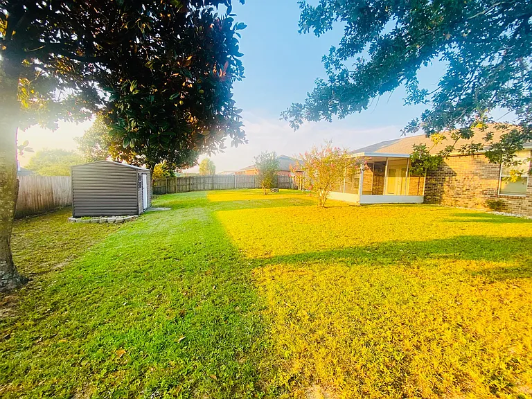 425 Mara Dr — Photo 9