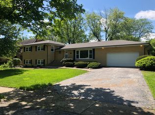 2134 Evans Rd, Flossmoor, IL 60422