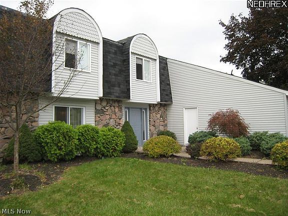 3rd image of 4217-4219 Woodstock Dr