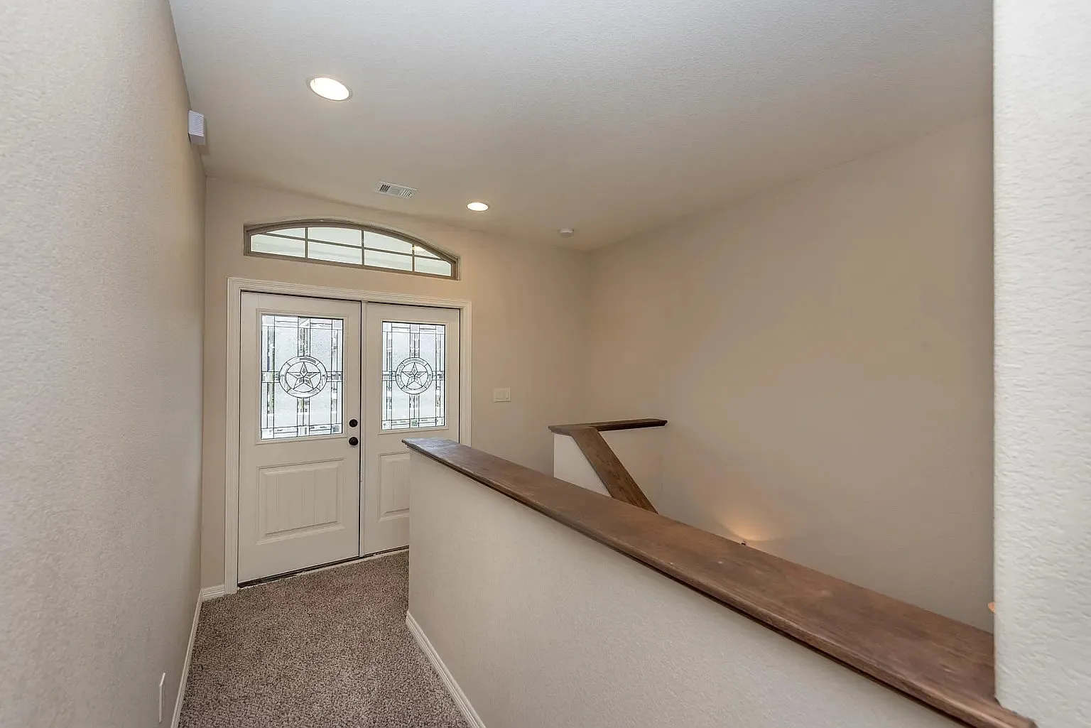 100 Gilchrist - 1 — Photo 4