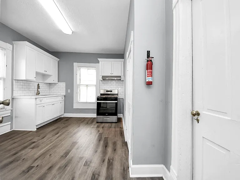 2502 Saltus St #3 — Photo 8