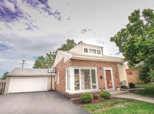 9 N Yale Ave, Arlington Heights, IL 60005