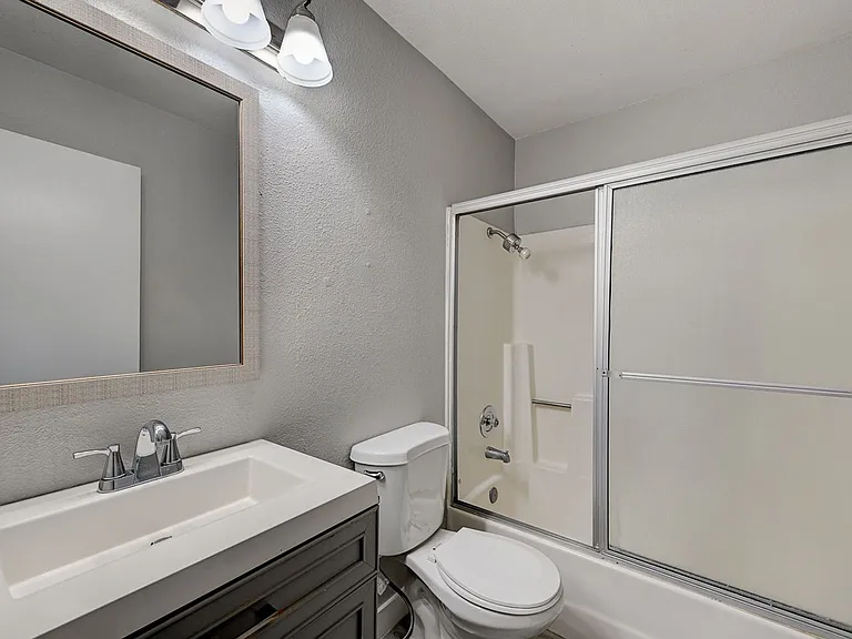 1305 Kari Lee Ct — Photo 16