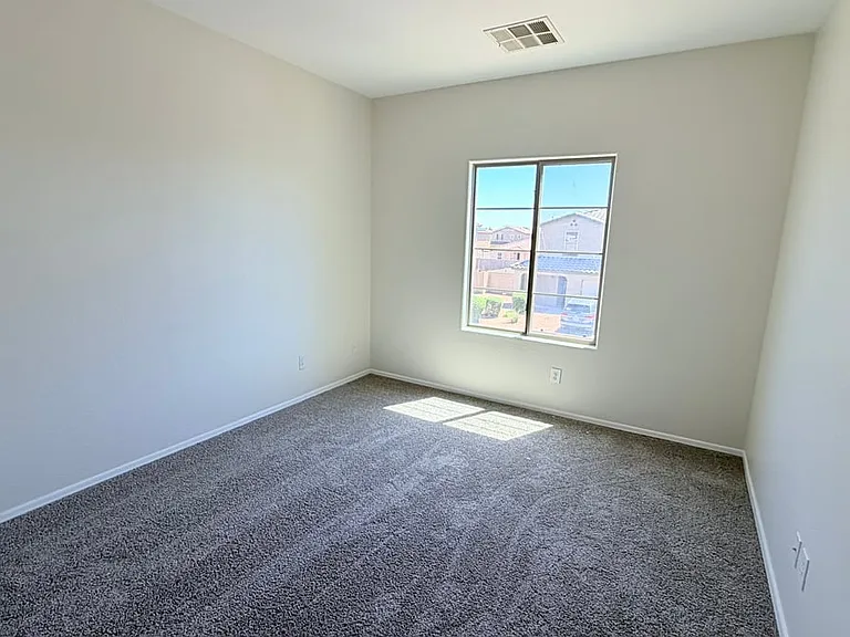 1739 N Saint Francis Pl — Photo 11