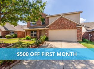 212 Hereford Rd, Aubrey, TX 76227