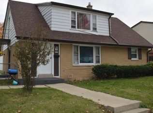 8717 W Hampton Ave, Milwaukee, WI 53225