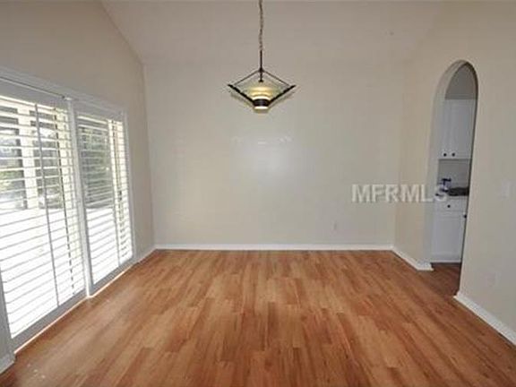 4th image of 538 Birgham Pl