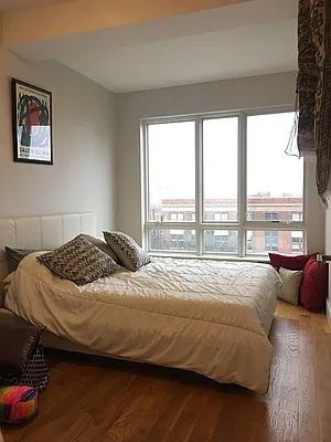 Rented by Manhattan Management LLC | media 22