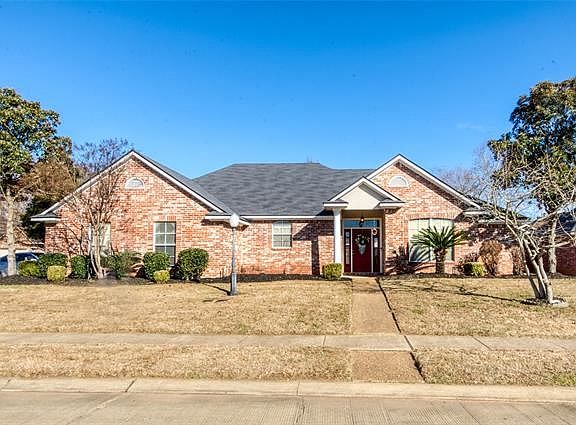 2nd image of 5047 Longstreet Pl