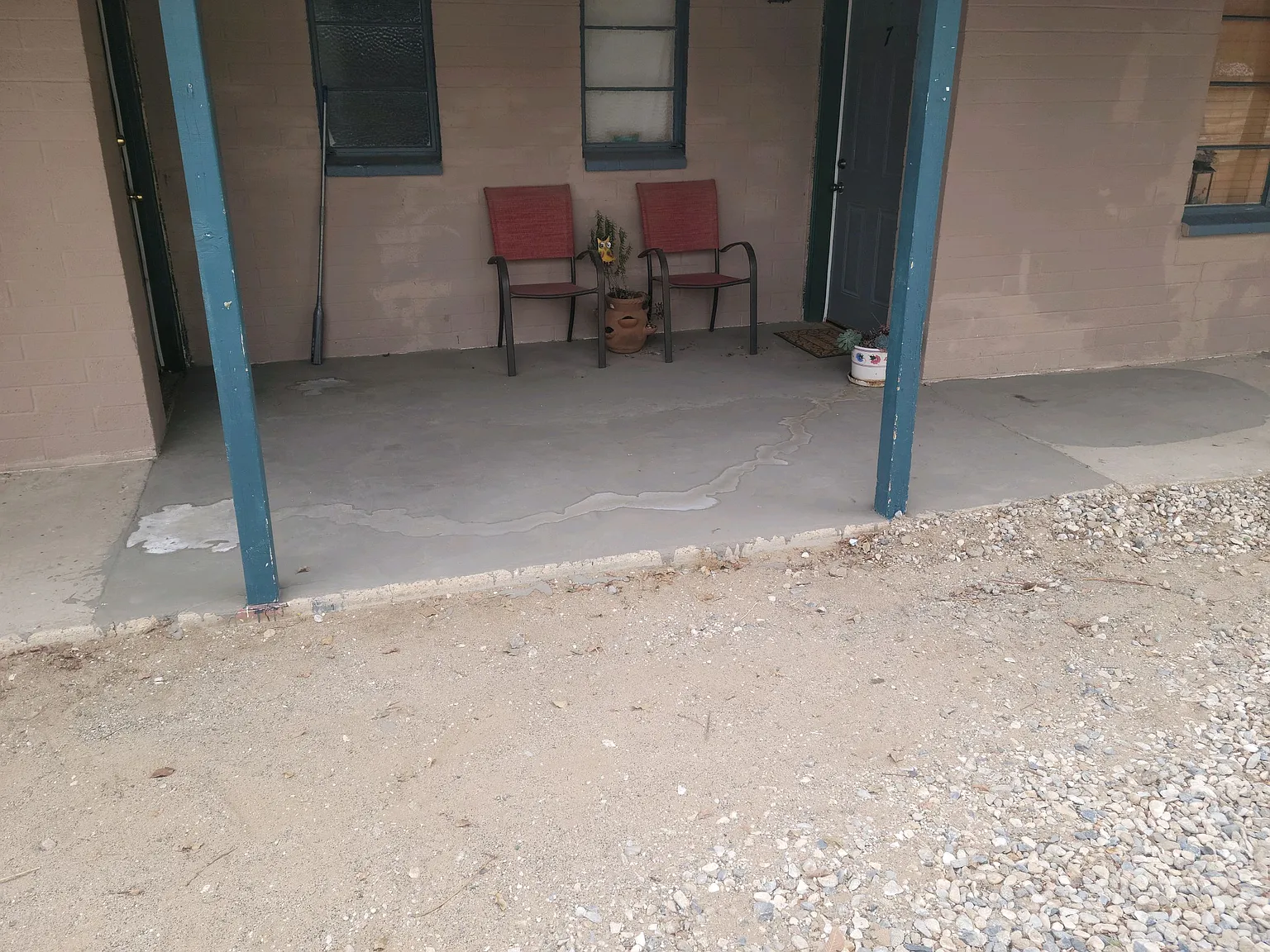 2 bed, 635 sqft, $1,100 — Photo 1