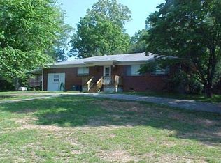 5845 Henry Rd, Harrison, TN 37341
