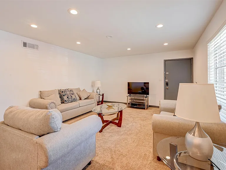 5863 Inwood Dr #5 — Photo 5