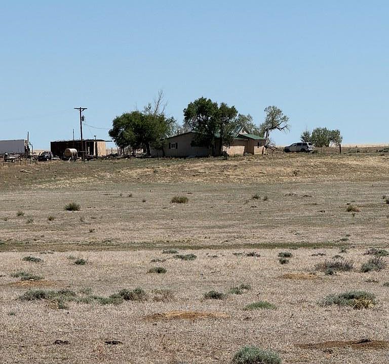 1st image of 60000 Huckleberry Rd