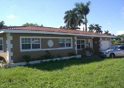 1st image of 8100 N Bayshore Dr