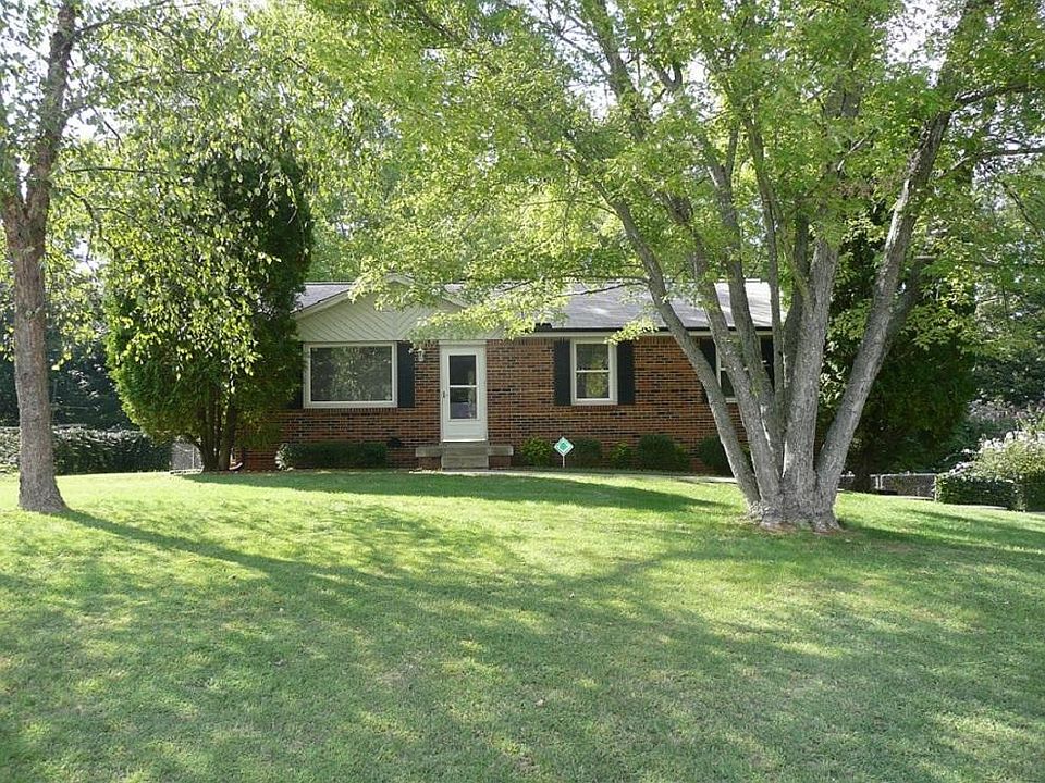 1st image of 2723 Turner Ln