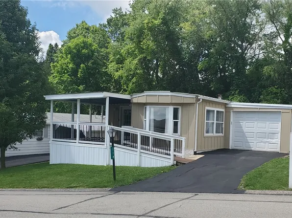 114 Sheffield Dr, Delmont, PA 15626