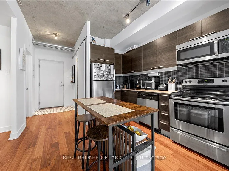 354 Gladstone Ave #503 — Photo 11