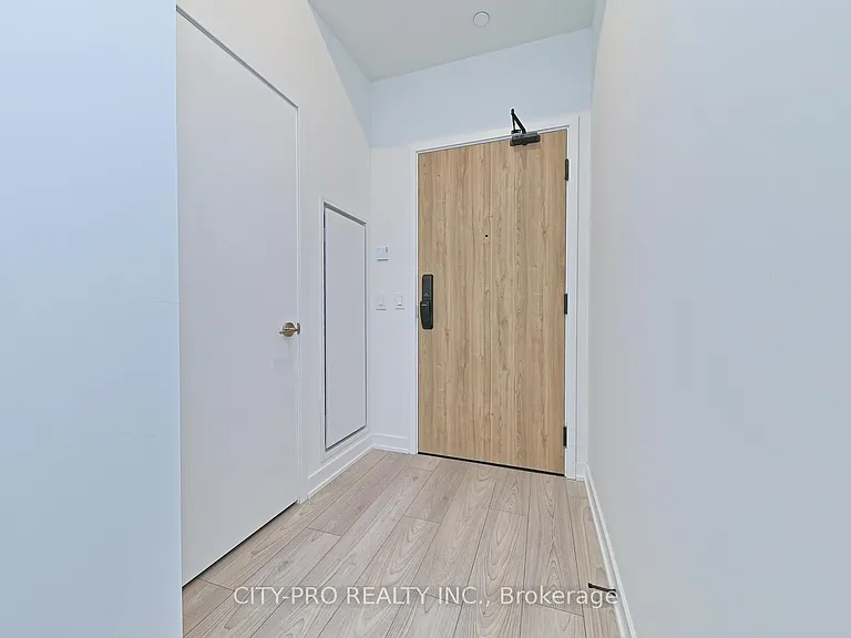 1 Fairview Rd E #3111 — Photo 6