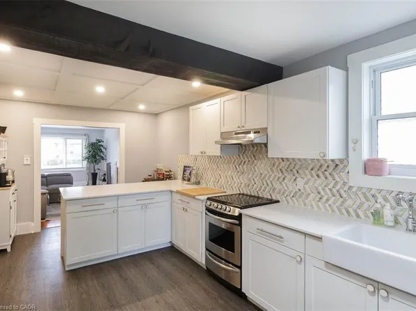 241 Vine St, Saint Catharines, ON L2M 4S9