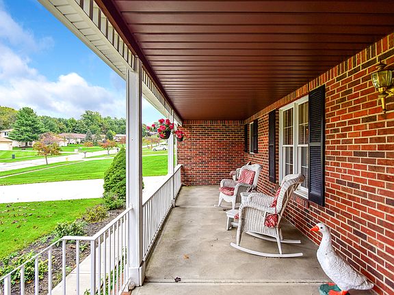 4th image of 9499 Chesapeake Dr