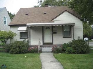 21304 Beechwood Ave, Eastpointe, MI 48021