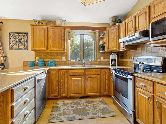 4th image of 1132 Northfield Ct