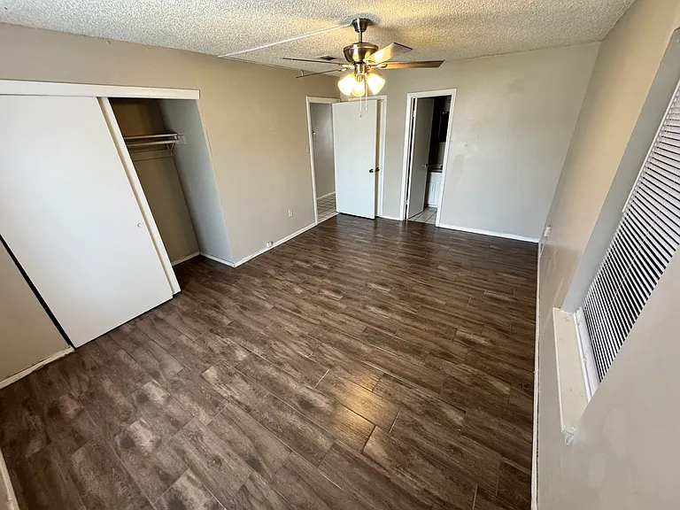 680 Sharp Ln #403 — Photo 22
