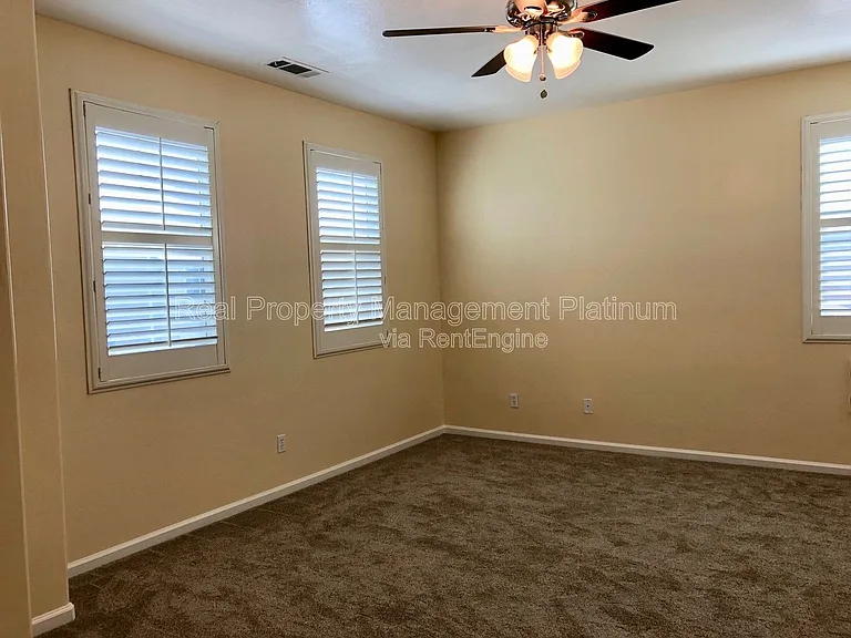 4437 W Pinsapo Dr — Photo 5