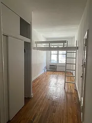 Rented by Eric Goodman Realty Corp