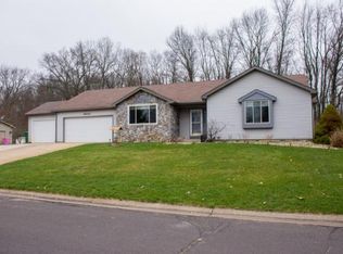 10333 Pleasant Valley Ct, Osceola, IN