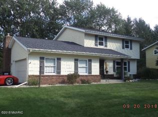 6719 Robinswood St, Portage, MI 49024