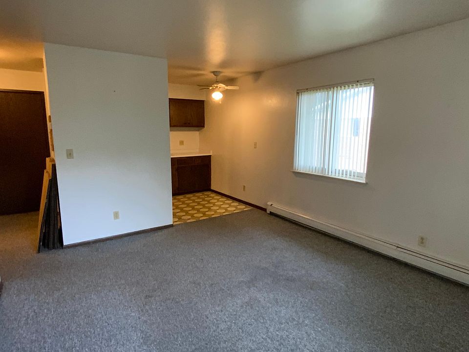 2nd image of 1780 New St #206