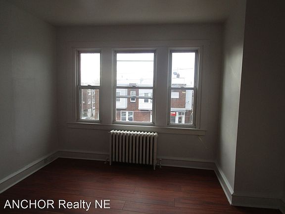 2nd image of 1503 E Cheltenham Ave