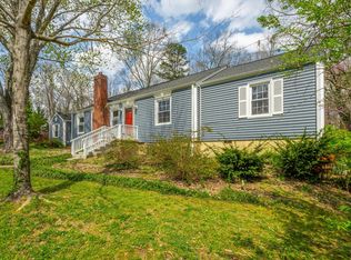 511 Boulder Pl, Signal Mountain, TN 37377