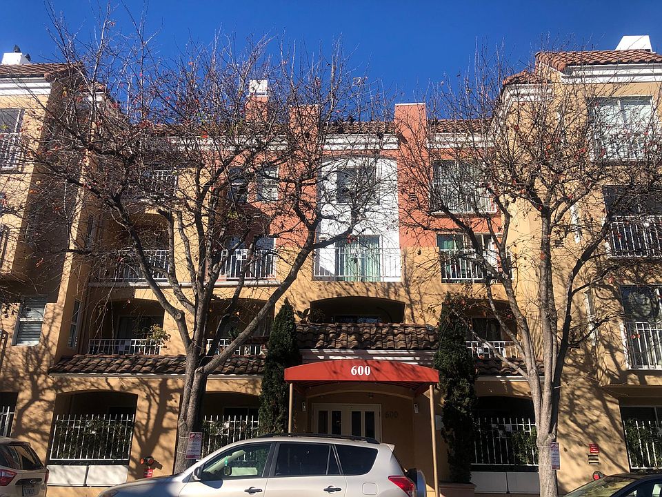 1st image of 600 Chestnut St APT 205