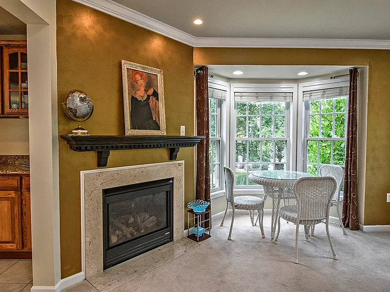 134 Chapel Harbor Dr — Photo 6