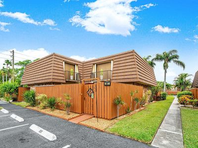 3897 Carolina Dr #1101, Lake Worth, FL, 33461