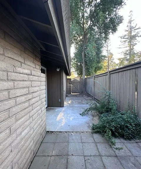 2455 American River Dr — Photo 32