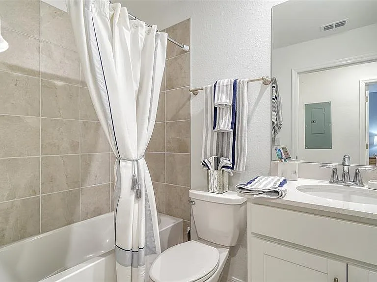 12550 Galapagos Ct #106 — Photo 32