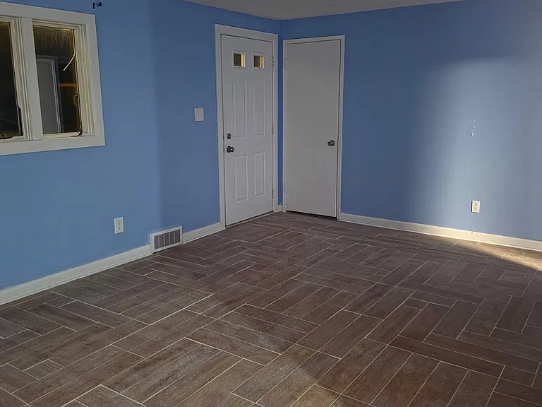 3842 Milford Dr — Photo 6