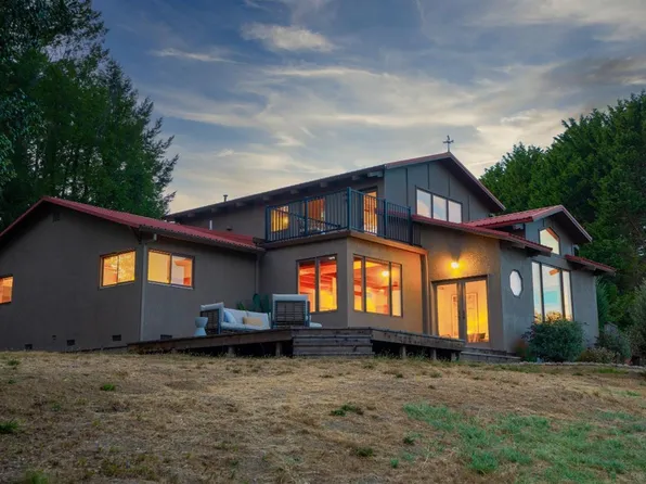 17391 Taylor Lane, Occidental, CA 95465