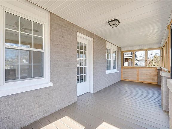 3rd image of 3437 Garden City Blvd SE