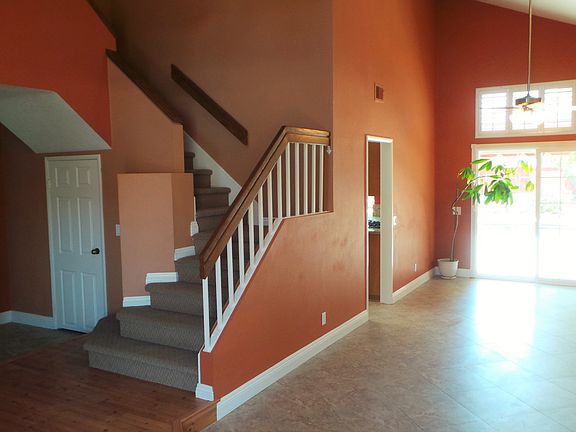 4 Bedrooms & 3 Bathrooms