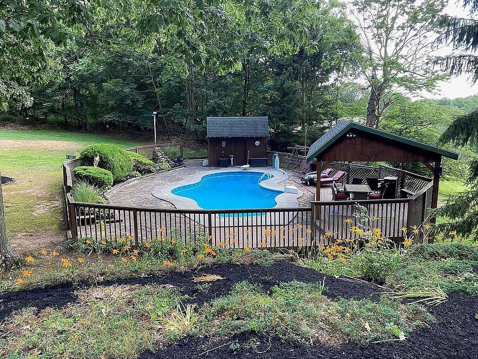 2nd image of 176 Country Hill Dr