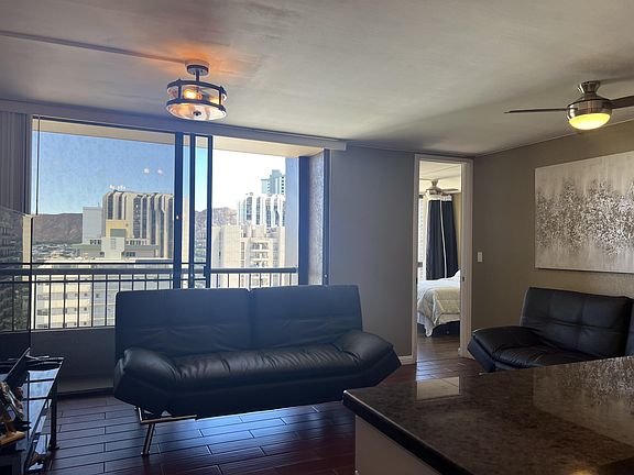 3rd image of 320 Liliuokalani Ave #1702-1-1
